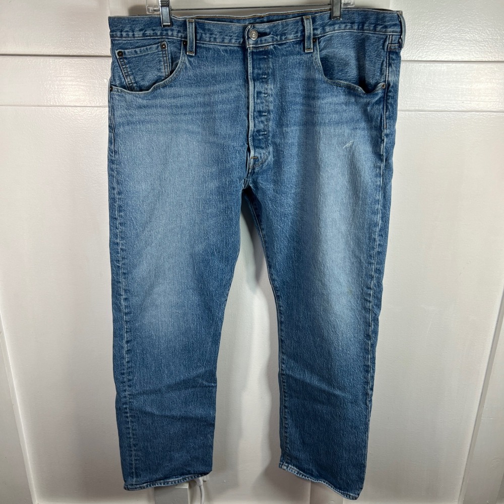 Levis 501 Original Fit Mens Jeans 40x30 Medium Wash Blue Straight Leg Denim